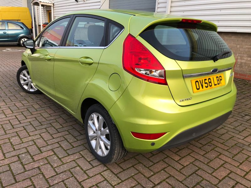 FORD FIESTA