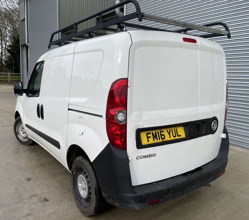 VAUXHALL COMBO